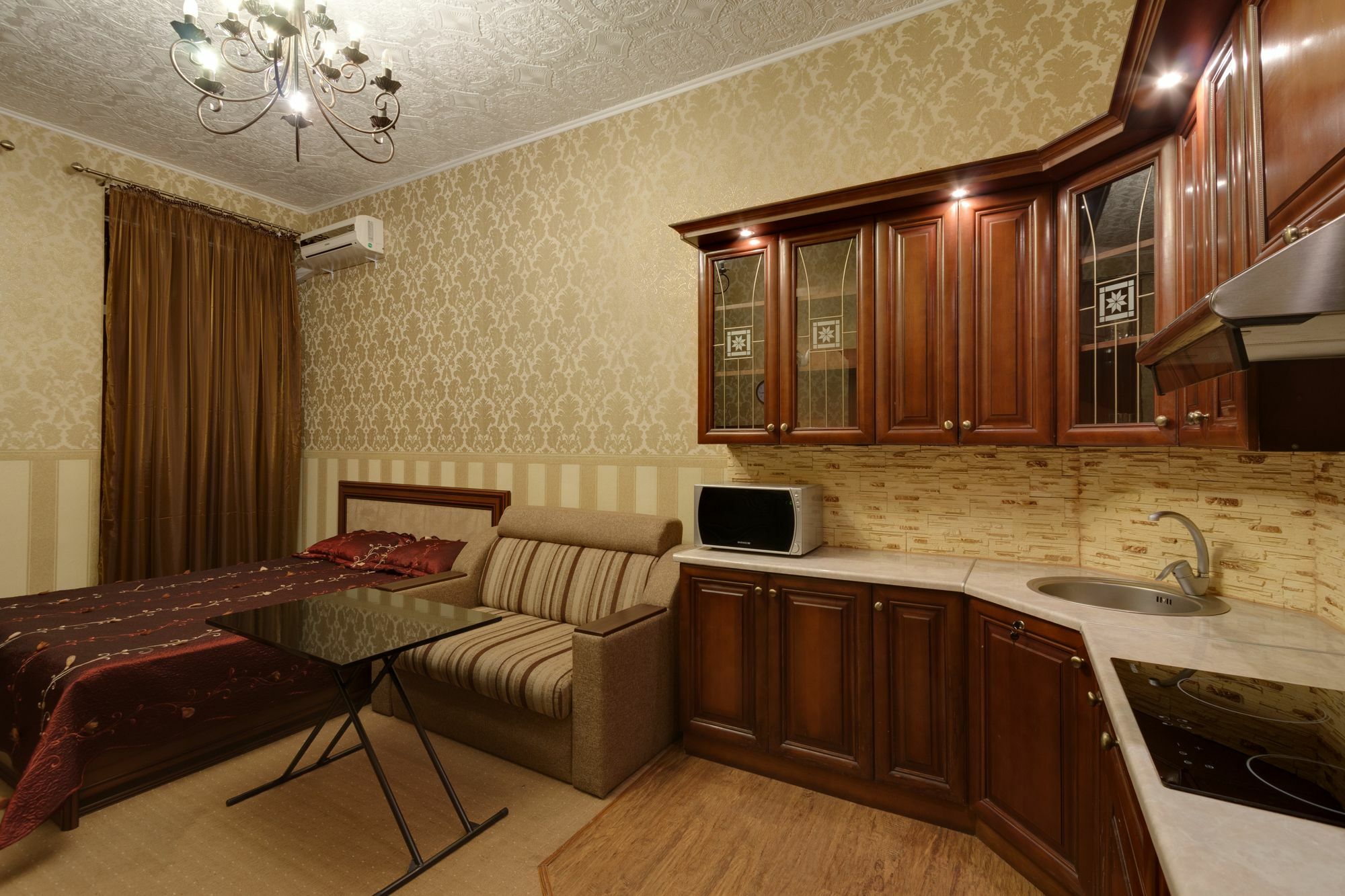 Pokrovsky Отель Киев